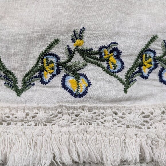 Max Studio Embroidered Swing Tank Size XL - Picture 4 of 6